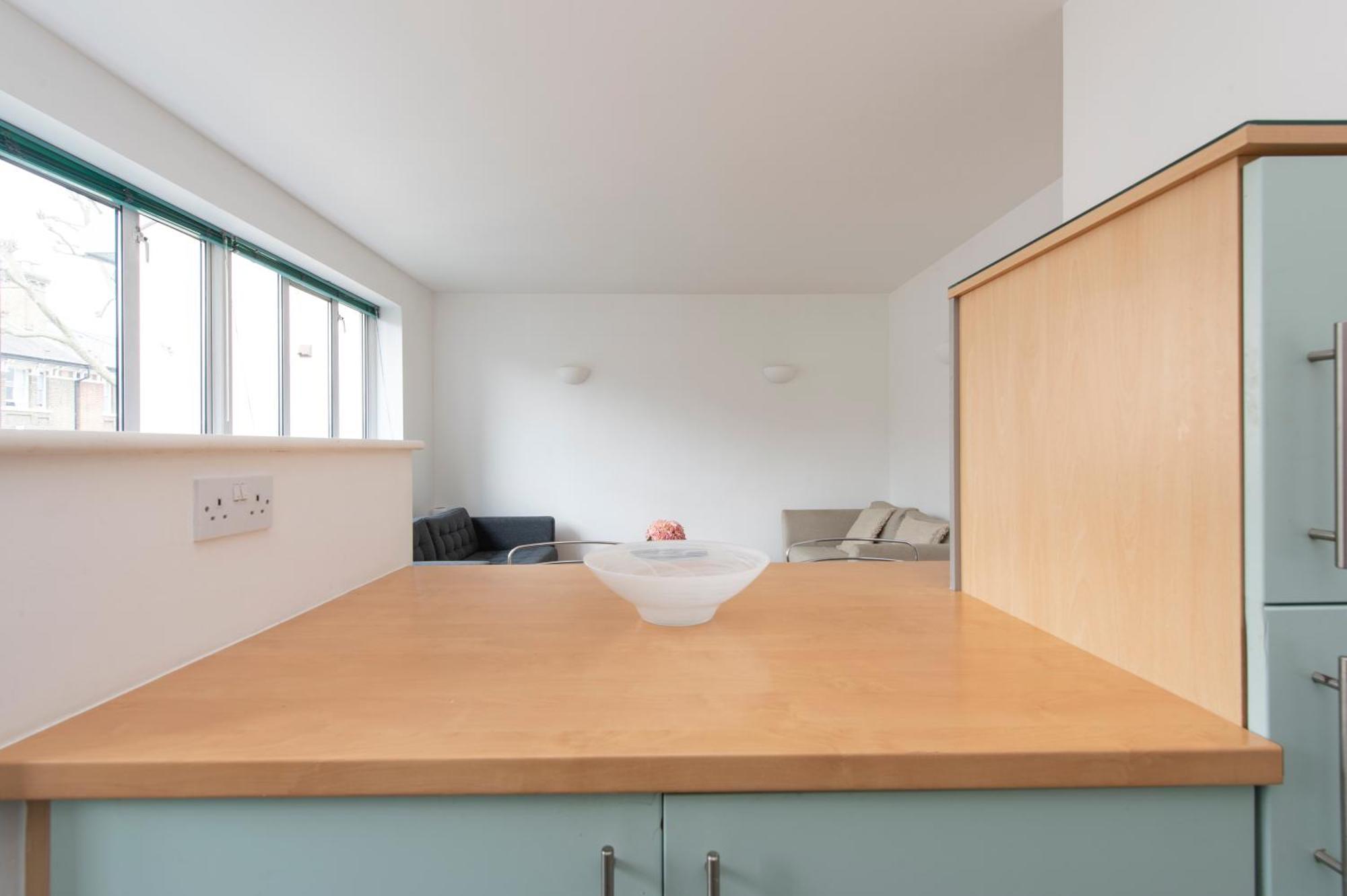 Modern Luxury Apartment By Bow Road Station 런던 외부 사진